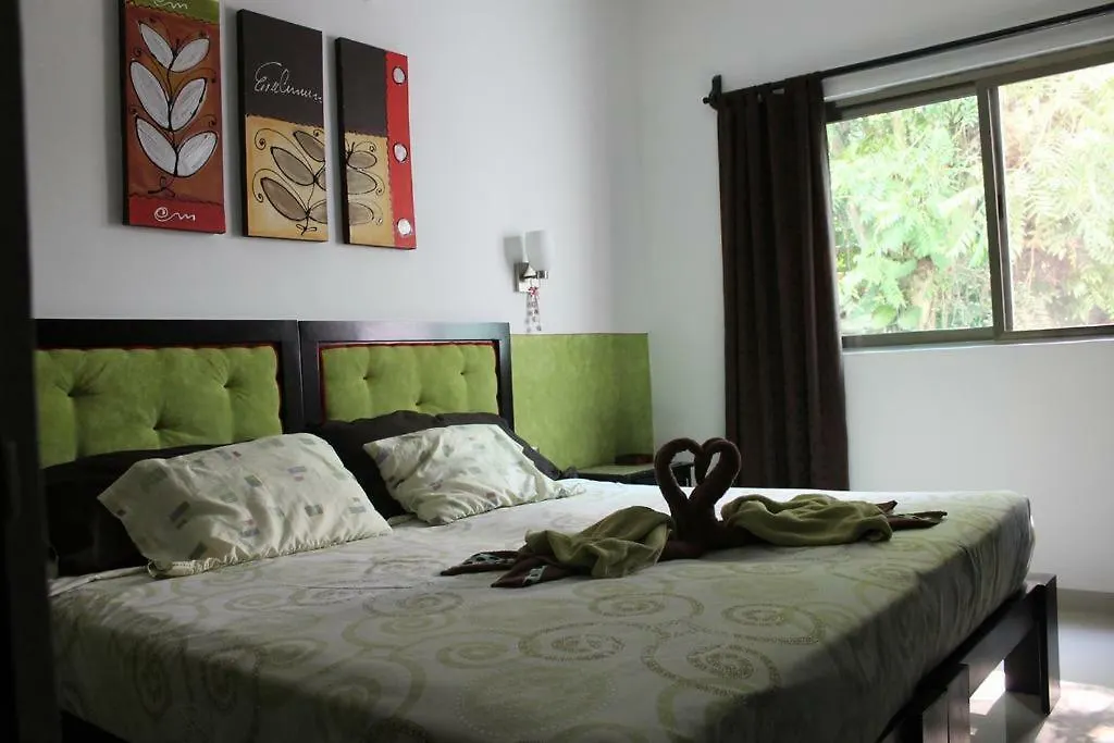 Maya Vacanze Playa Quinta B&B Playa del Carmen 2*,  Meksyk