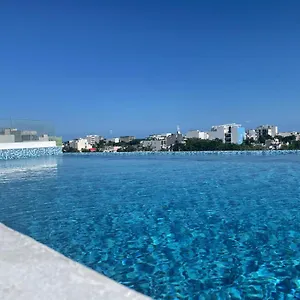 3* מלון Hotel Winday A 4 Calles De La 5A Avenida